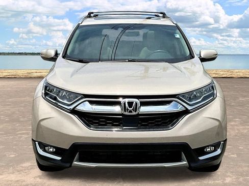 Used 2019 Honda CR-V Touring image 2