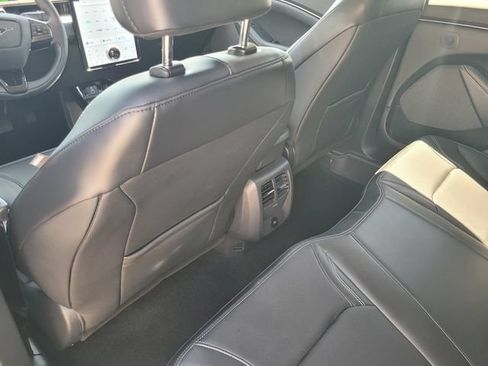 Certified 2025 Ford Mustang Mach-E Premium RWD image 12