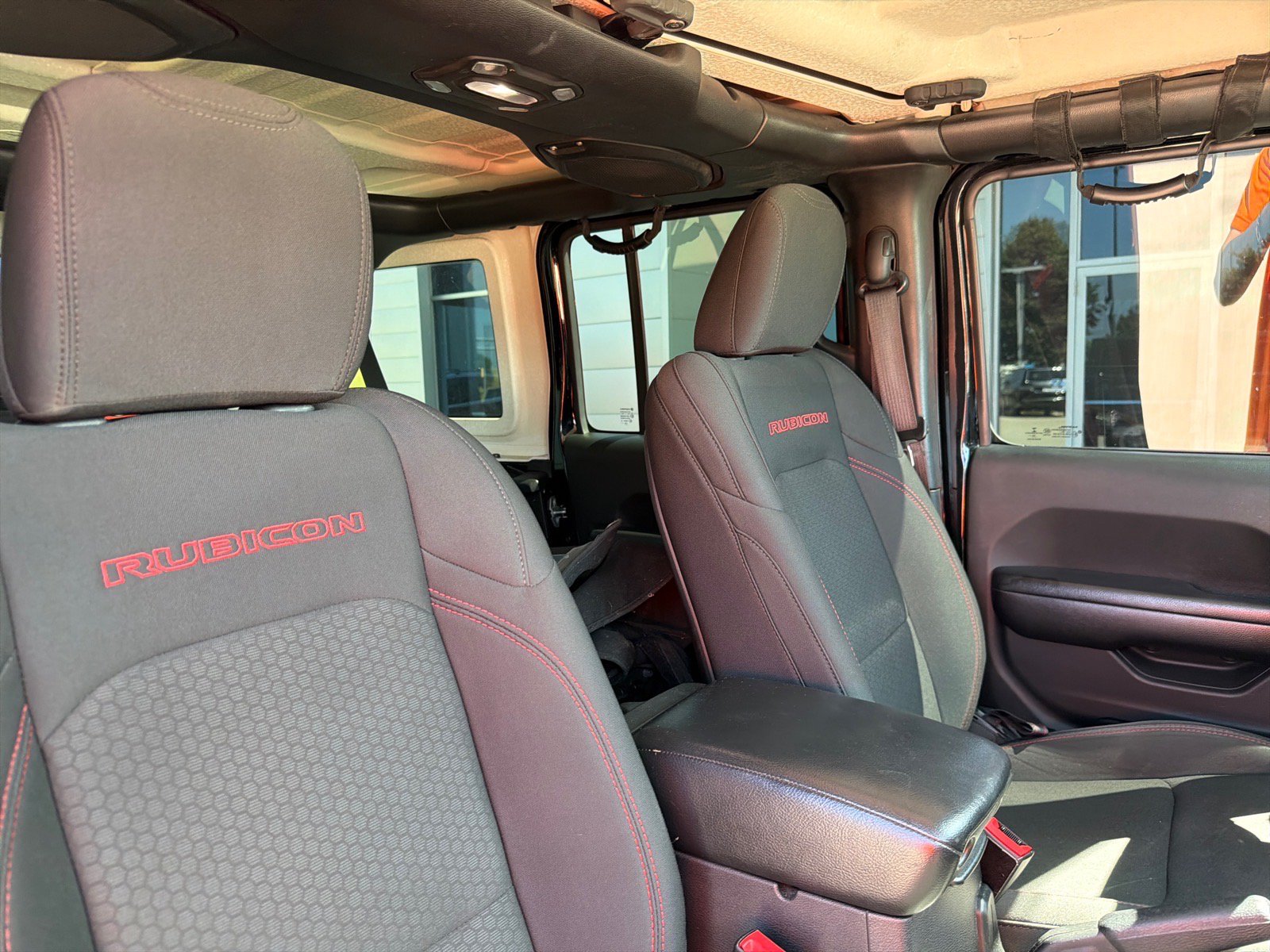 Used 2018 Jeep Wrangler Unlimited Rubicon AWD/4WD image 21