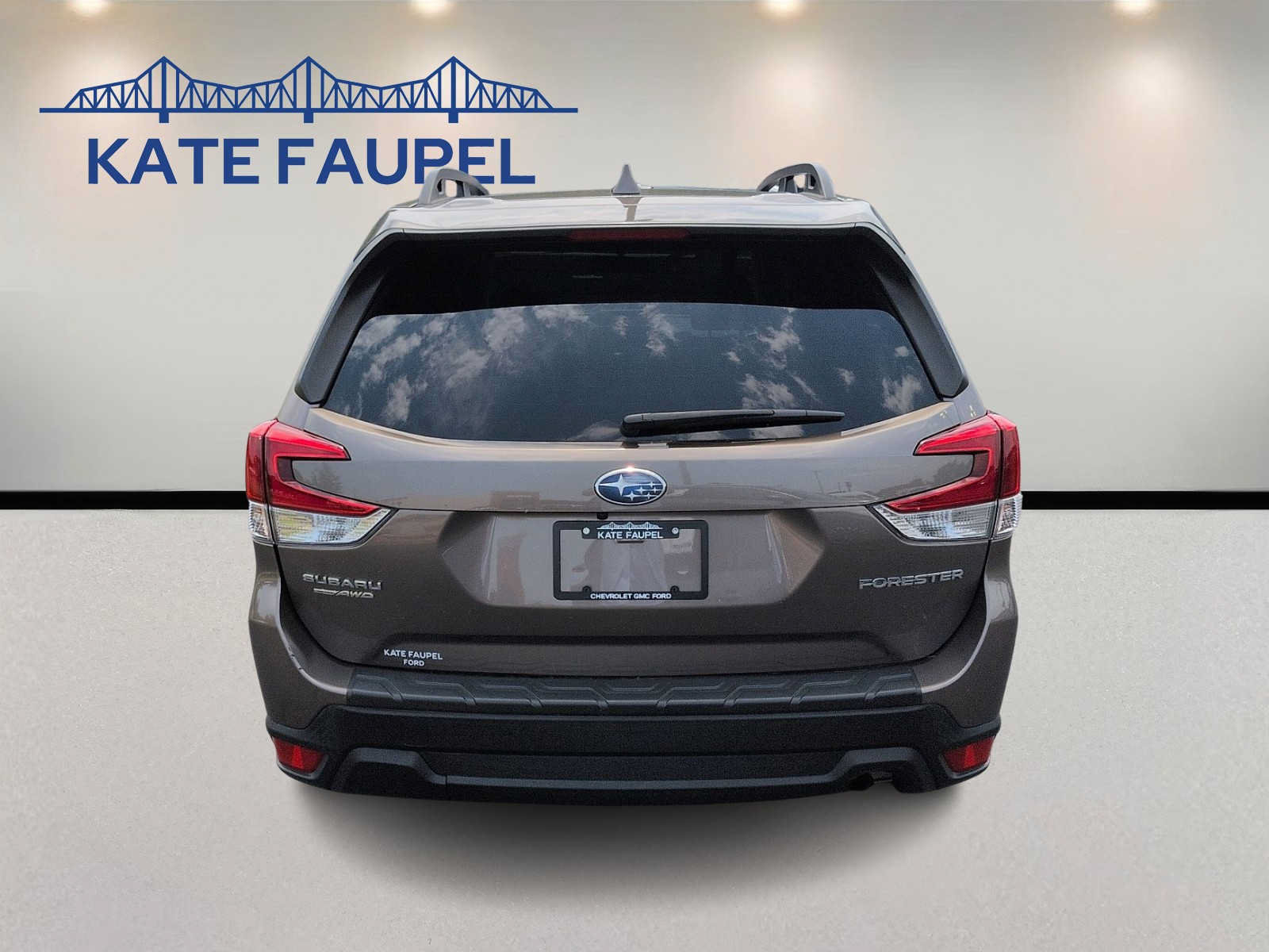 Used 2023 Subaru Forester Premium AWD/4WD image 6