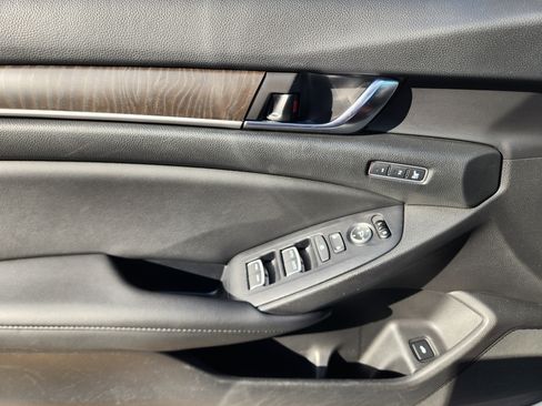 Used 2021 Honda Accord EX-L image 29