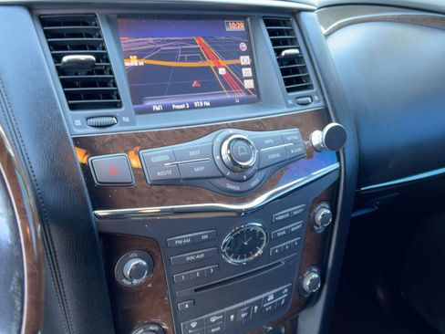 Used 2014 INFINITI QX80 2WD w/ Deluxe Touring Package image 24