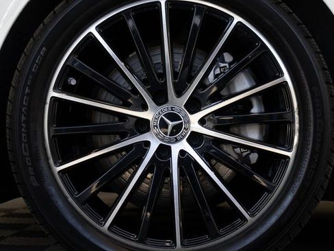 Used 2021 Mercedes-Benz C 300 Coupe image 10