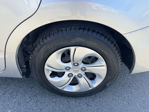Used 2014 Honda Civic LX image 31