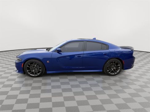 Used 2020 Dodge Charger Scat Pack RWD image 4