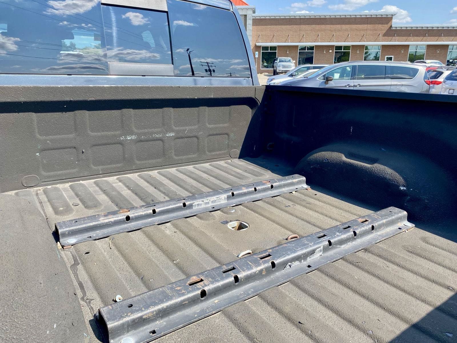 Used 2015 RAM 2500 Laramie w/ Convenience Group AWD/4WD image 11