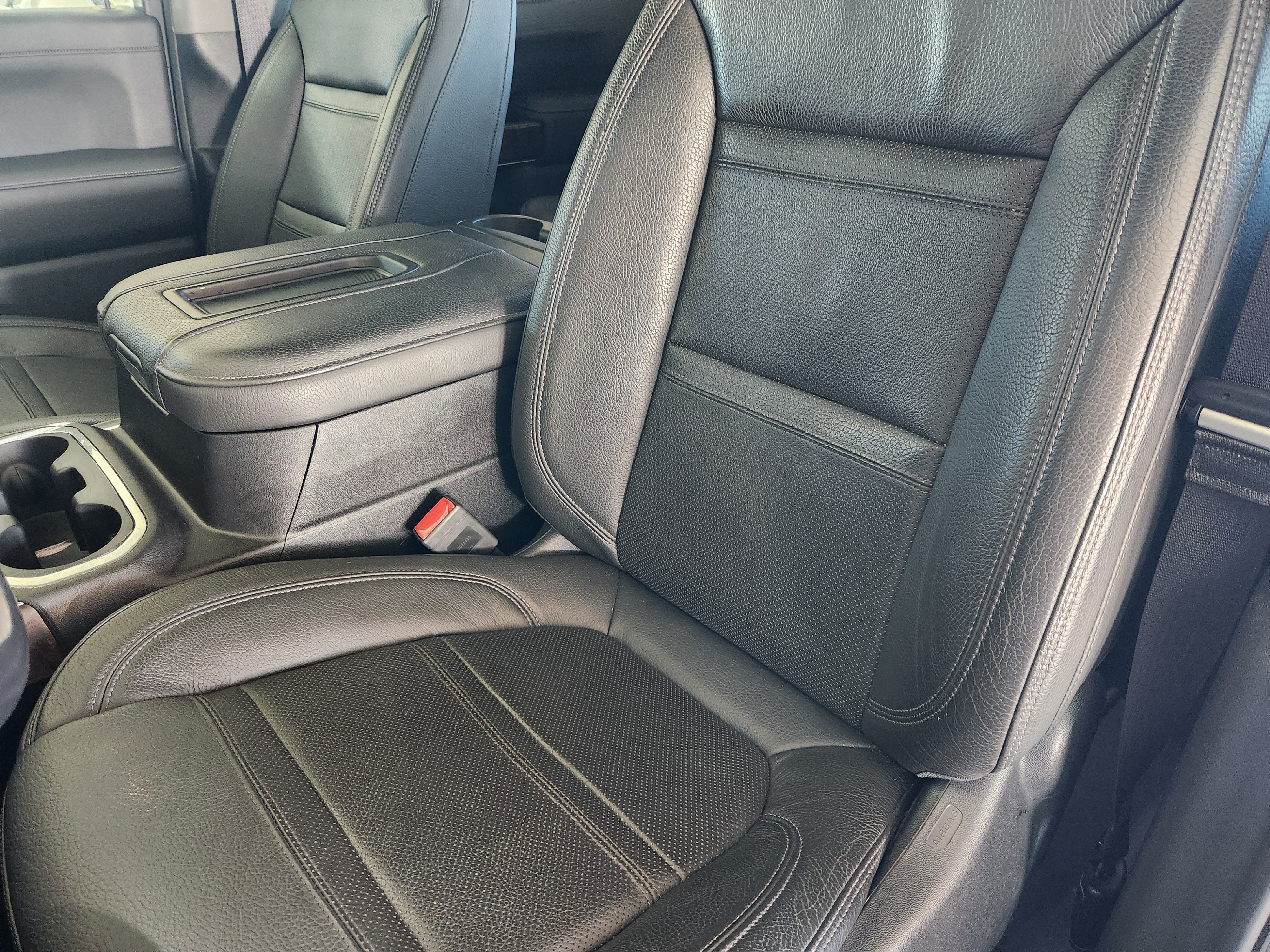 Used 2019 GMC Sierra 1500 Denali w/ Denali Ultimate Package AWD/4WD image 6