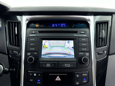 Used 2014 Hyundai Sonata SE FWD image 18