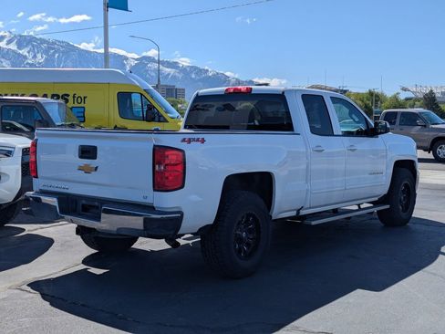 Used 2018 Chevrolet Silverado 1500 LT AWD/4WD image 4