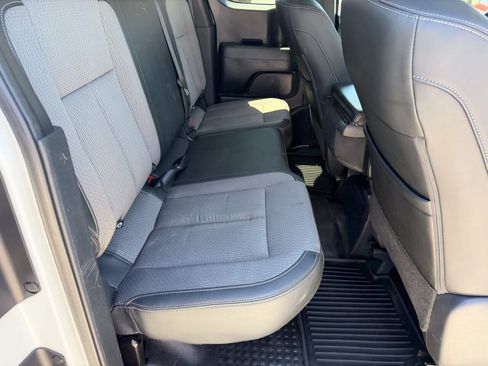 Used 2017 Nissan Titan S AWD/4WD image 19