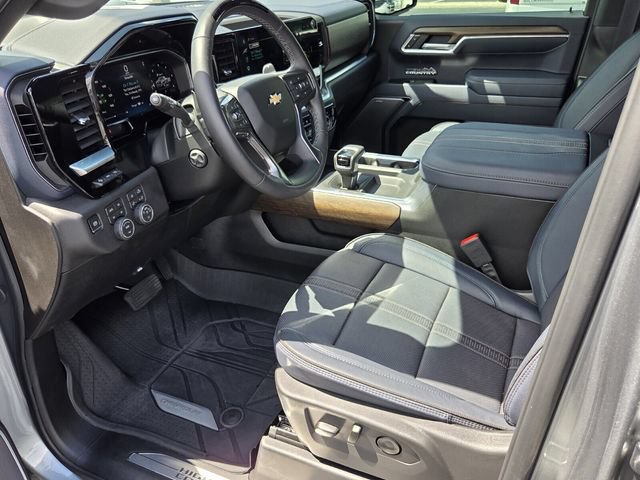 Certified 2026 Chevrolet Silverado 1500 High Country AWD/4WD image 9