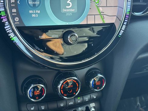 Certified 2023 MINI Cooper S image 18