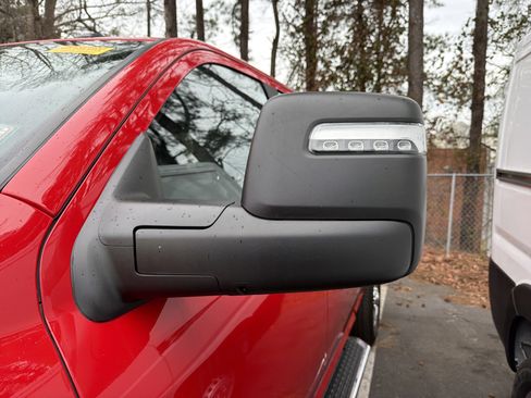 Used 2024 RAM 2500 Big Horn w/ Bed Utility Group image 10