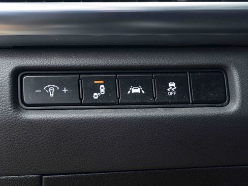 Used 2022 Kia Telluride LX AWD/4WD image 37