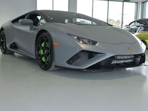 Used 2023 Lamborghini Huracan EVO RWD image 1