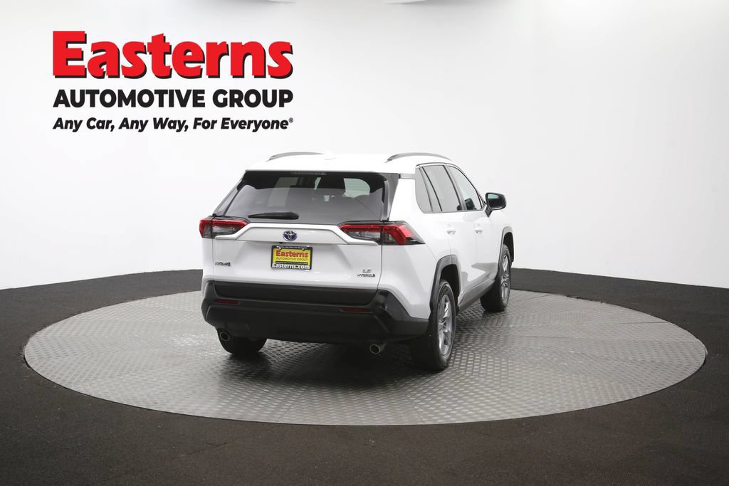 Used 2022 Toyota RAV4 LE AWD/4WD image 41