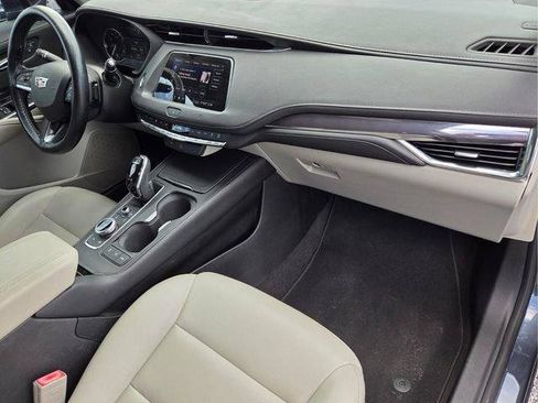 Certified 2020 Cadillac XT4 Luxury FWD image 24