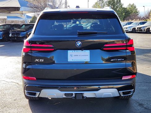 New 2026 BMW X5 xDrive50e image 4