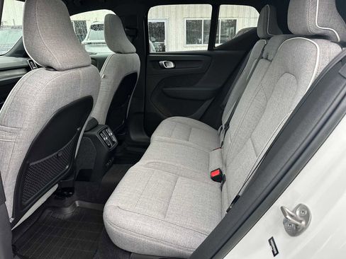 Certified 2023 Volvo XC40 Recharge Ultimate image 15