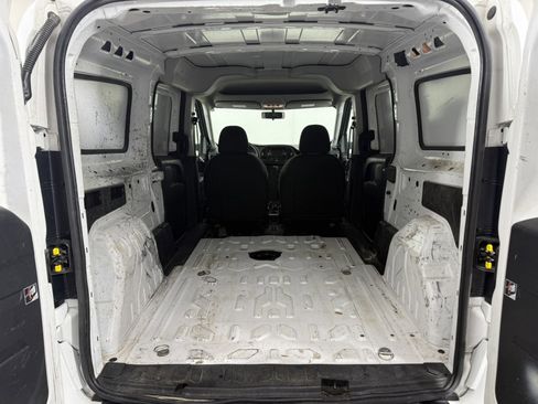 Used 2022 RAM ProMaster City Tradesman image 7