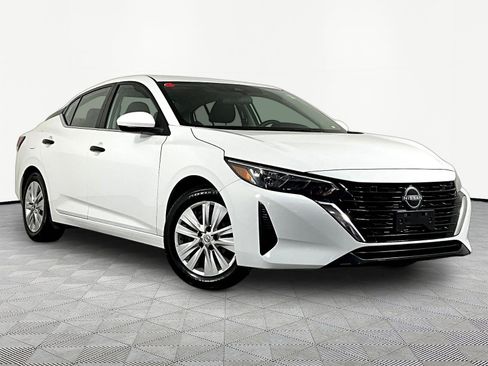 Used 2024 Nissan Sentra S FWD image 3
