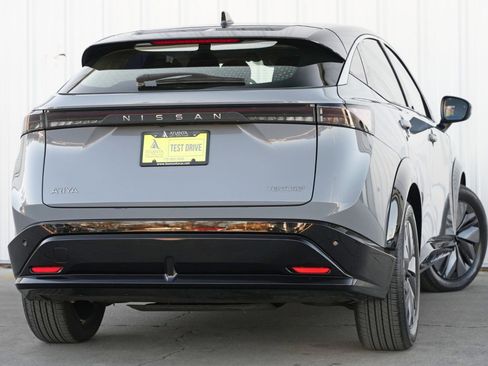 Used 2023 Nissan Ariya Venture+ image 4