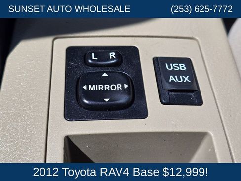 Used 2012 Toyota RAV4 FWD w/ Value Pkg image 32