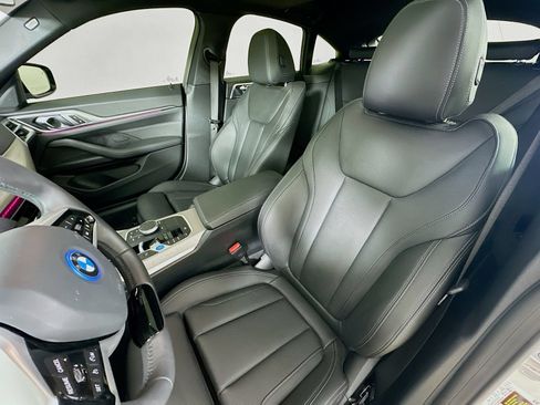 Used 2025 BMW i4 eDrive40 RWD image 35