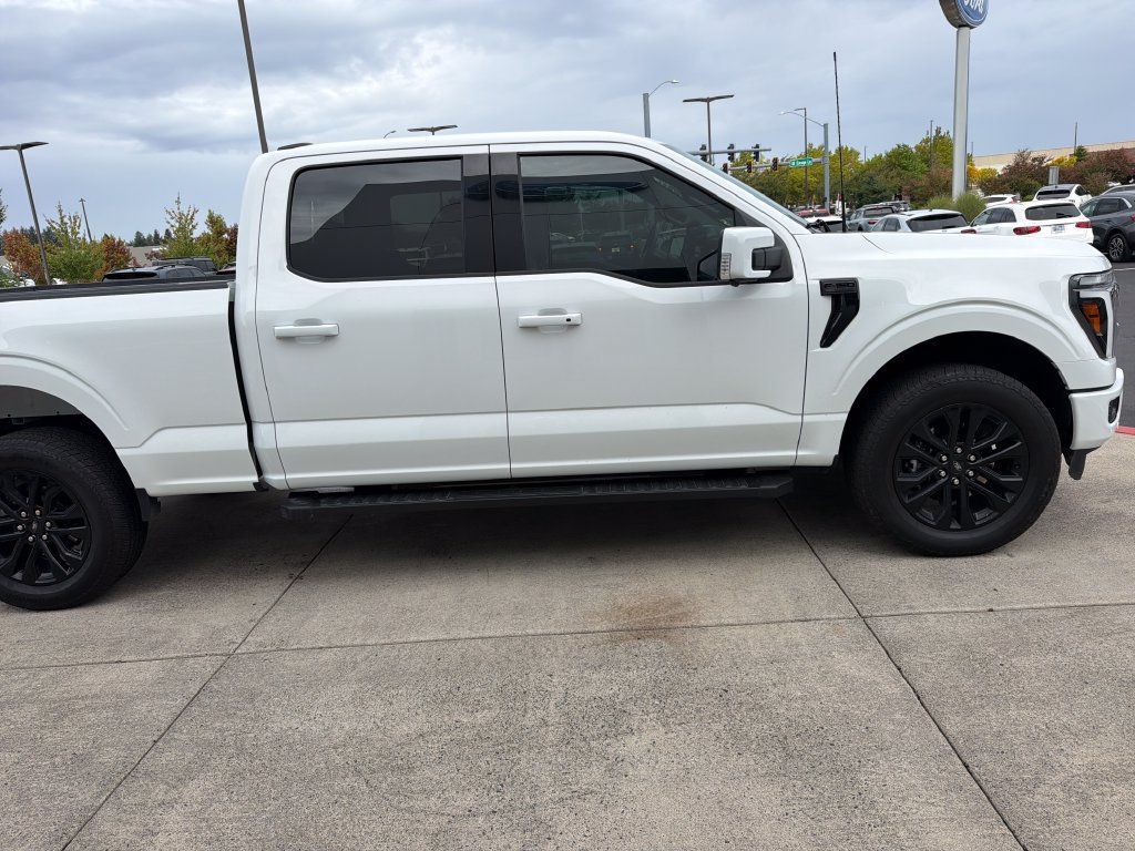 Used 2025 Ford F150 Lariat AWD/4WD image 5