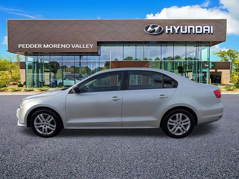 Used 2015 Volkswagen Jetta S image 7