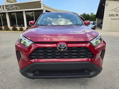 Used 2025 Toyota RAV4 XLE FWD image 2