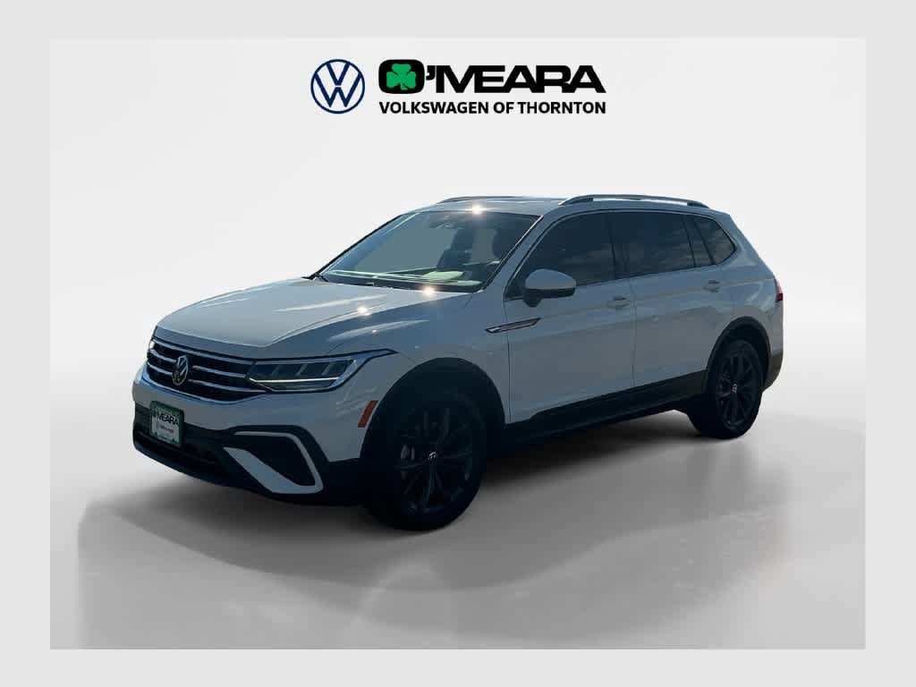 Used 2024 Volkswagen Tiguan SE AWD/4WD image 1