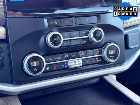 Used 2024 Ford Expedition Max Limited image 29