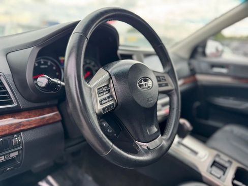 Used 2013 Subaru Legacy 2.5i Limited image 14