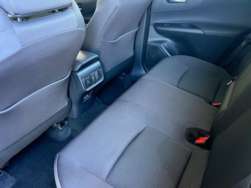 Certified 2024 Toyota Venza LE image 15