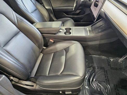 Used 2023 Tesla Model 3 Standard Range RWD image 7