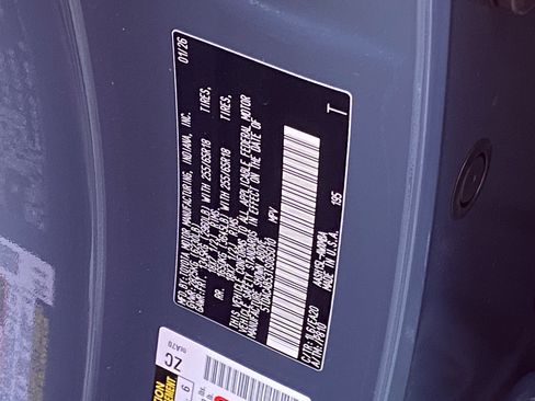 Certified 2026 Toyota Grand Highlander XLE image 8