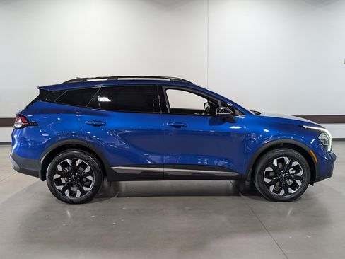 Used 2023 Kia Sportage X-Line w/ X-Line Premium Package AWD/4WD image 2