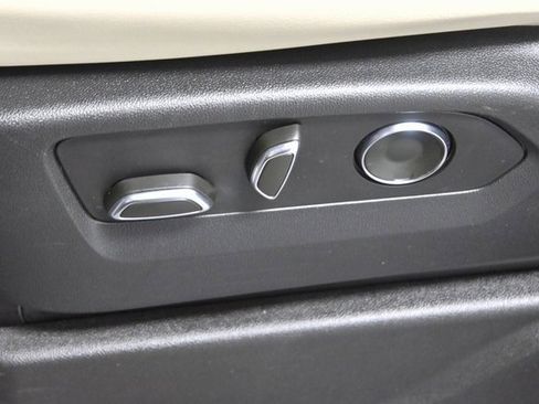 Used 2021 Cadillac Escalade Sport w/ Driver Assist Tech Package image 11