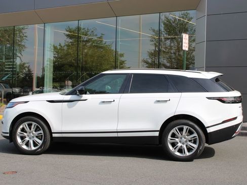Used 2026 Land Rover Range Rover Velar S AWD/4WD image 4