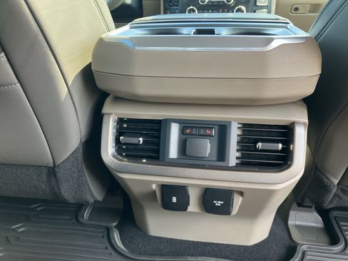 Used 2024 Ford F150 Platinum w/ Equipment Group 703A Plus AWD/4WD image 28