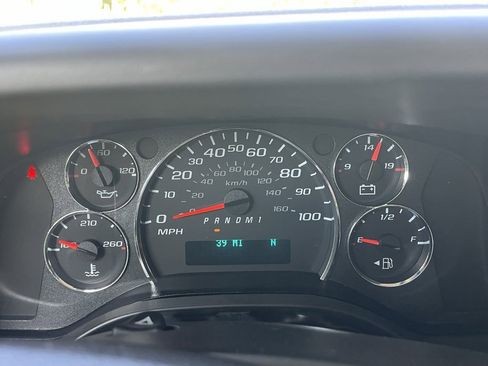 New 2025 Chevrolet Express 3500 w/ Driver Convenience Package image 37