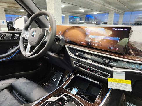 New 2026 BMW X5 xDrive50e w/ Climate Comfort Package image 28