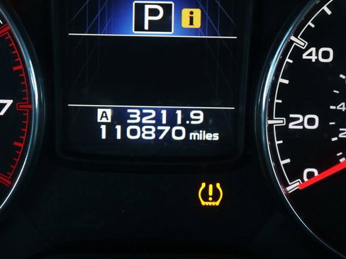 Used 2013 Subaru Legacy 2.5i Limited w/ Popular Pkg 2 image 18