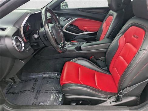 Used 2019 Chevrolet Camaro SS RWD image 17