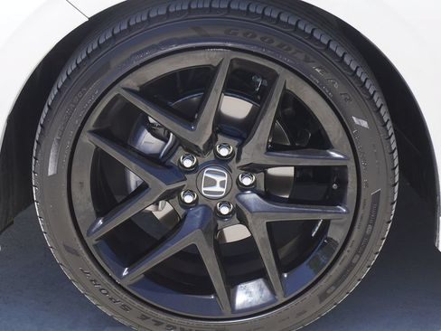 Used 2026 Honda Civic Sport image 4