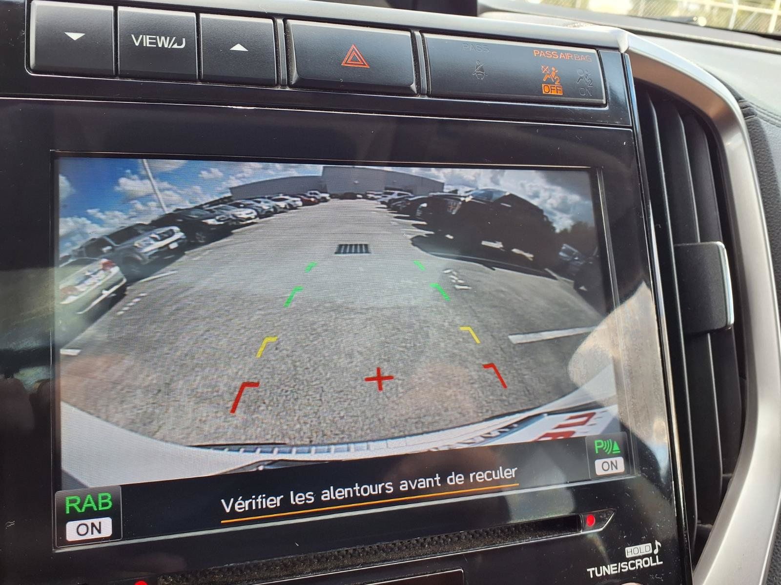 Used 2019 Subaru Ascent Touring w/ Popular Package #3 AWD/4WD image 6
