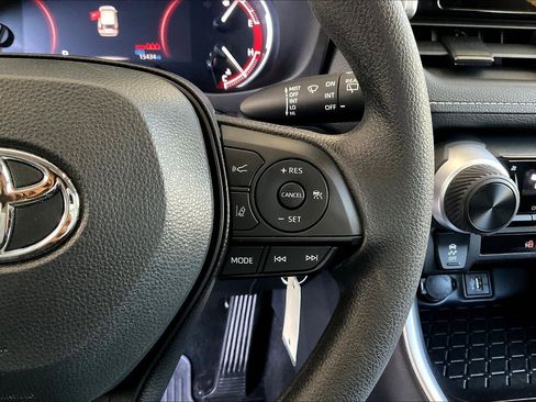 Used 2024 Toyota RAV4 LE image 12