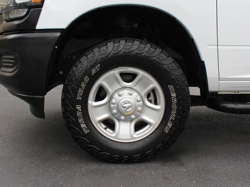 Used 2024 RAM 2500 Tradesman AWD/4WD image 39