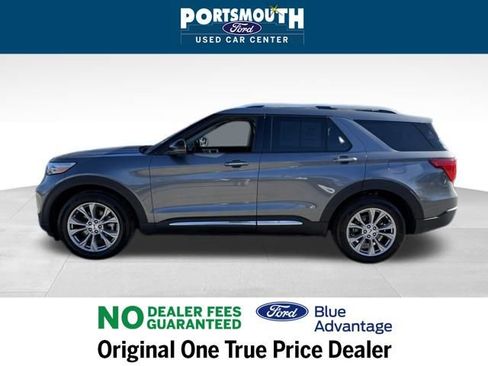 Used 2022 Ford Explorer Limited w/ Equipment Group 301A image 2